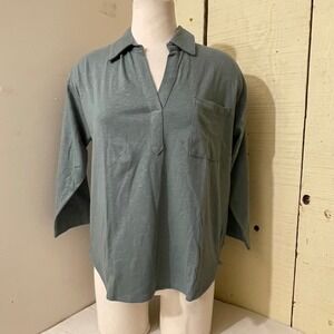 L.L. Bean Women's‎ M Regular Green Linen Cotton V-Neck Pocket Pullover Shirt NWT